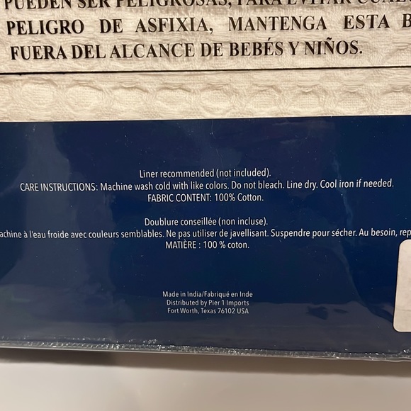 Pier 1 Shower Curtain  - NWT White Cotton Cloth 72” x 72” - Waffle weave style - Picture 6 of 7